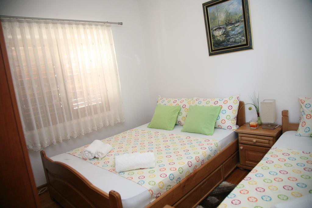 Apartments Oasis Tivat Kültér fotó