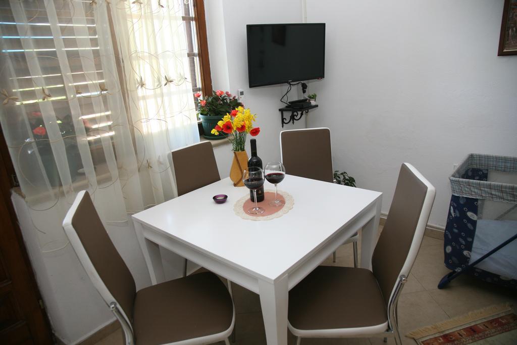 Apartments Oasis Tivat Kültér fotó