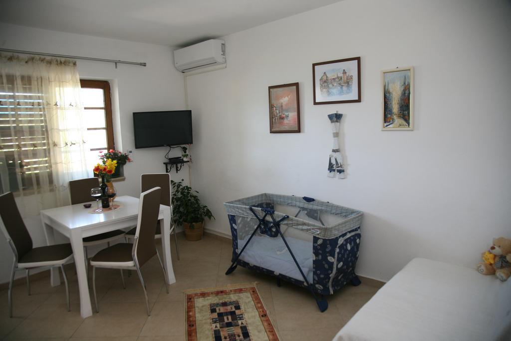 Apartments Oasis Tivat Kültér fotó