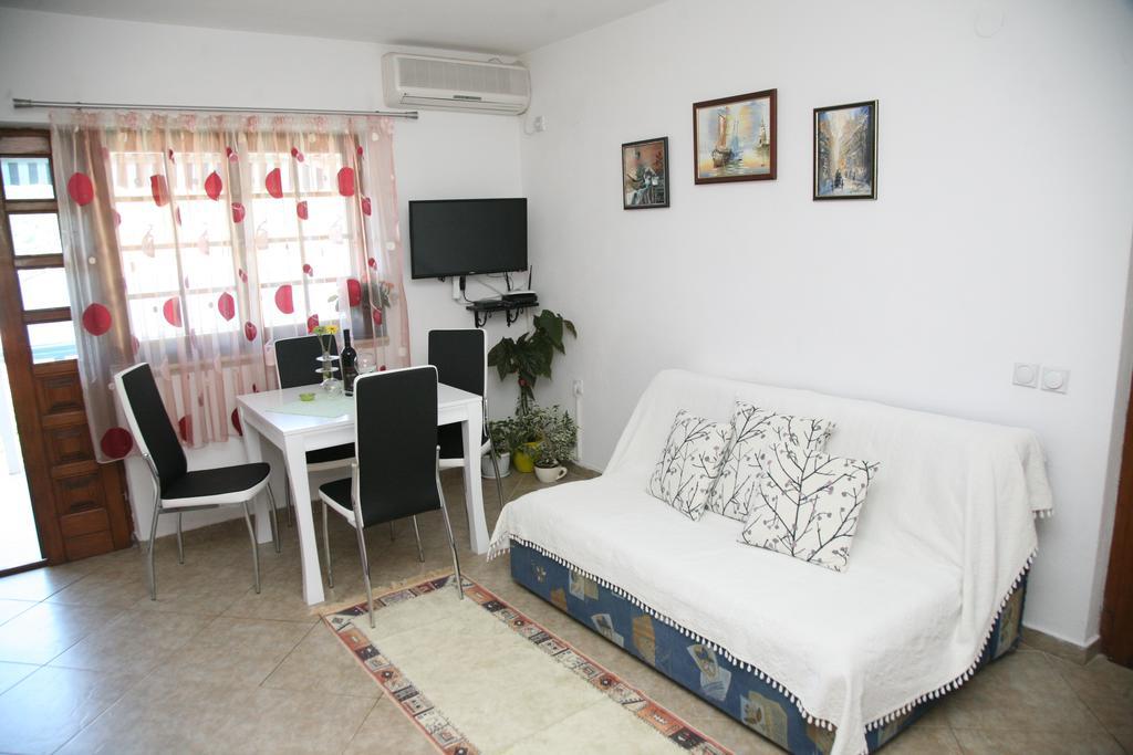 Apartments Oasis Tivat Kültér fotó